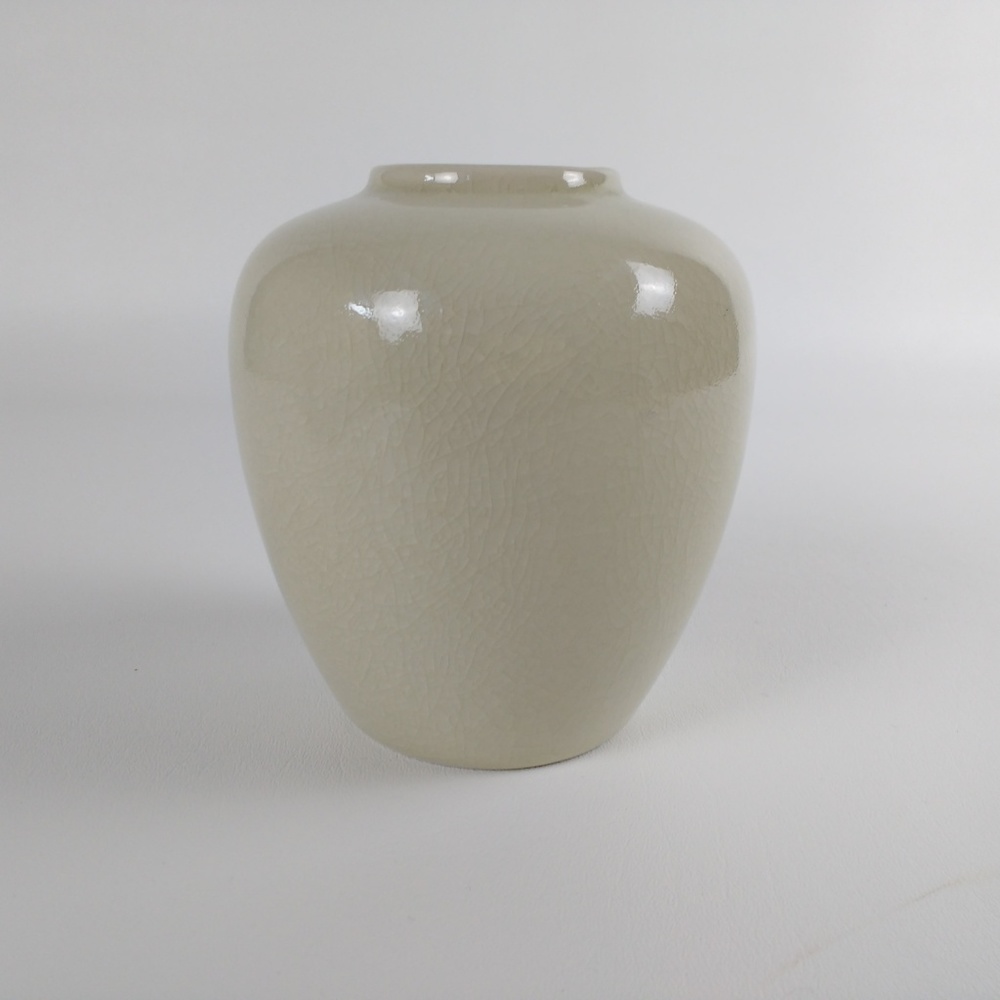 Japanese Crackled Beige Flower Vase_3